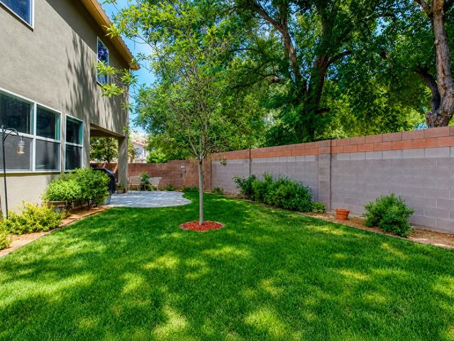 608 Bosque Verde Lane NW, Albuquerque, NM 87104