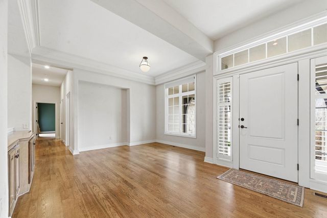 1817 N Cranbrook Cir, Wichita, KS 67206