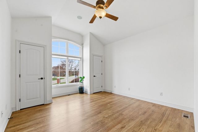 1817 N Cranbrook Cir, Wichita, KS 67206