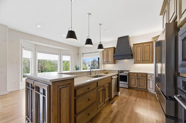 1817 N Cranbrook Cir, Wichita, KS 67206