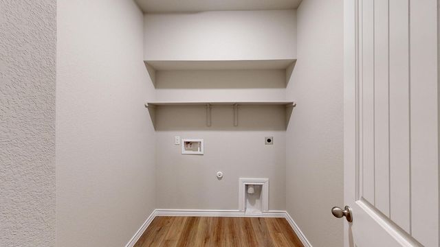 301 Creekfall RD, Burnet, TX 78611