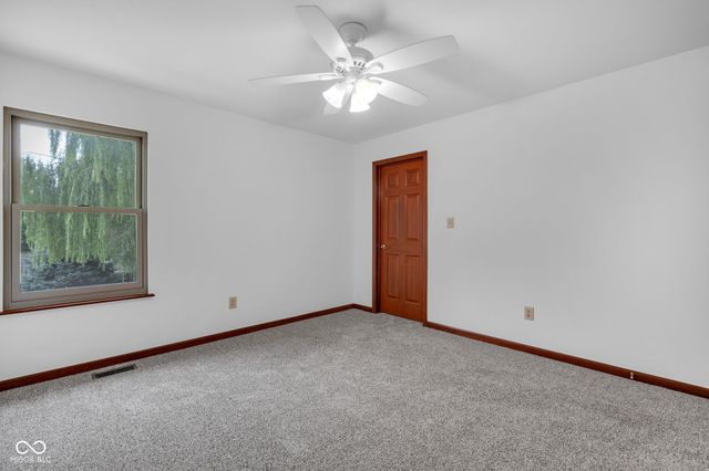 4443 W Windsong Court, New Palestine, IN 46163