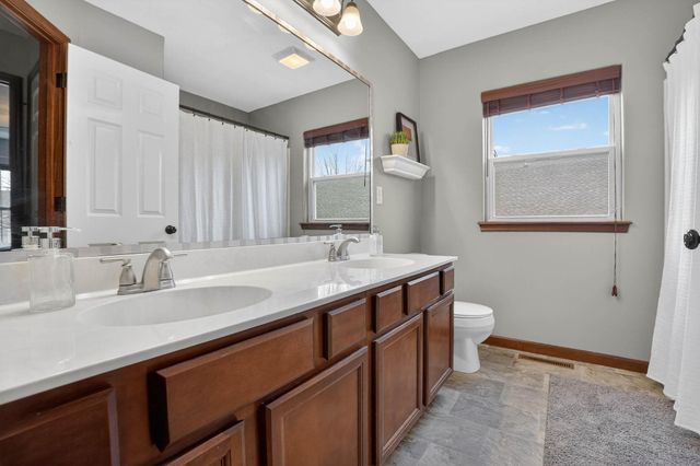 4134 Mockingbird Ln., Waterloo, IA 50701