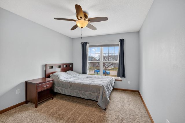 4134 Mockingbird Ln., Waterloo, IA 50701