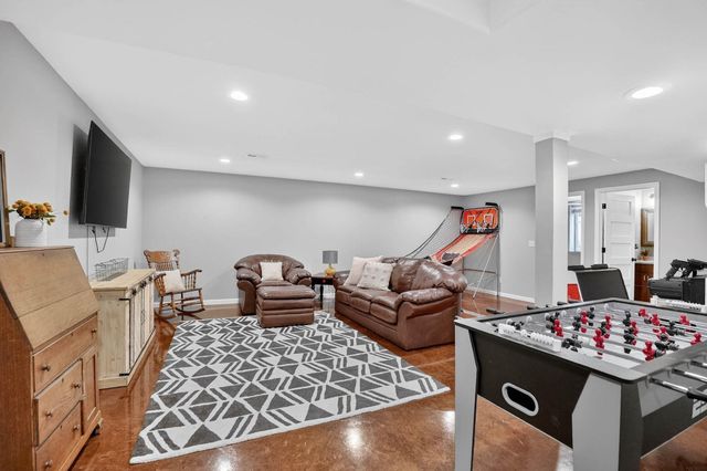 4134 Mockingbird Ln., Waterloo, IA 50701