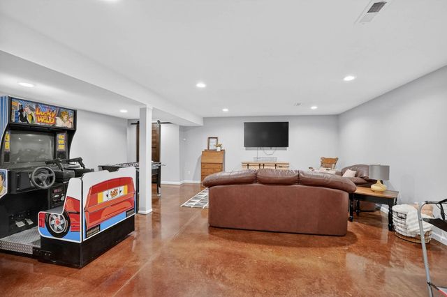 4134 Mockingbird Ln., Waterloo, IA 50701