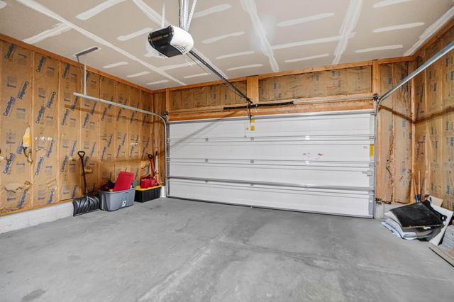 4134 Mockingbird Ln., Waterloo, IA 50701