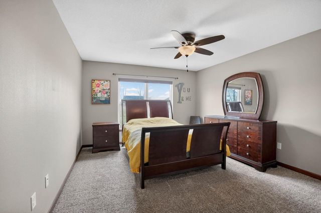 4134 Mockingbird Ln., Waterloo, IA 50701