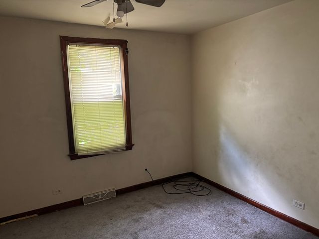 9114 S Ellis Avenue, Chicago, IL 60619