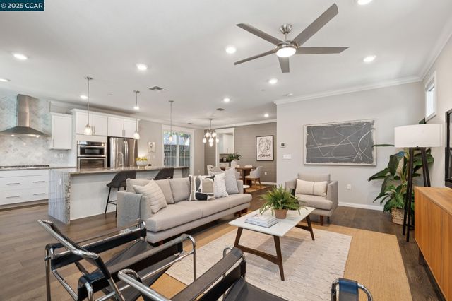 605 Chives Way, Walnut Creek, CA 94595