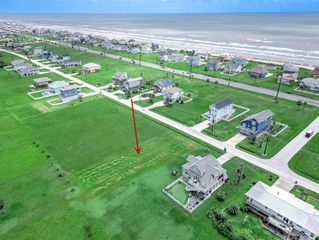 18802 Shaman Drive, Galveston, TX 77554