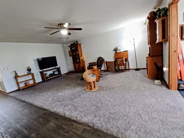 302 Royal Drive, Horseshoe Bend, AR 72512