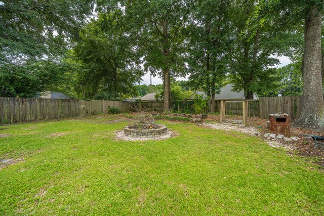 103 Felicia Court, Summerville, SC 29486