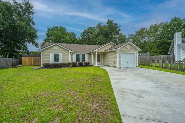103 Felicia Court, Summerville, SC 29486