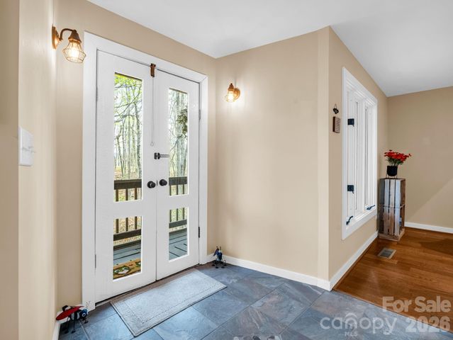 78 Wahuhu Court, Brevard, NC 28712