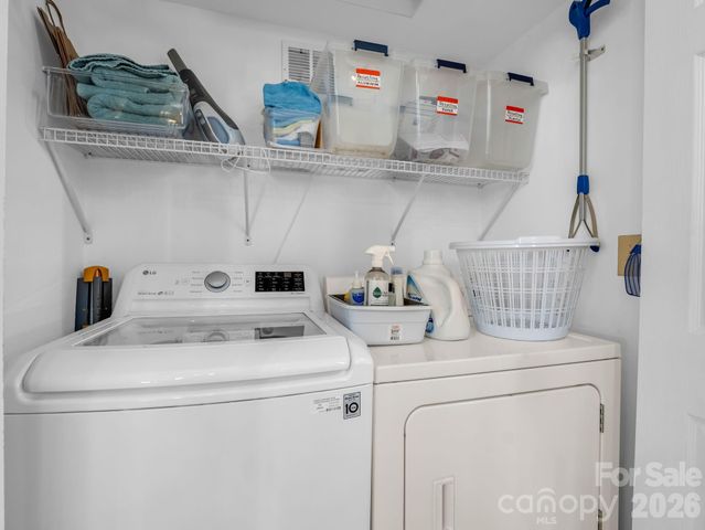 78 Wahuhu Court, Brevard, NC 28712