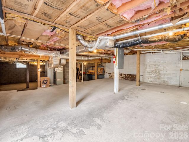 78 Wahuhu Court, Brevard, NC 28712