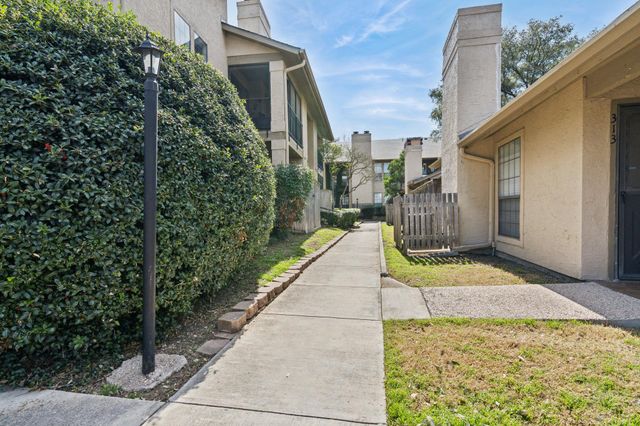 1202 Thorpe LN 406D, San Marcos, TX 78666