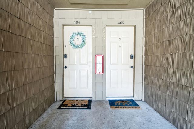 1202 Thorpe LN 406D, San Marcos, TX 78666