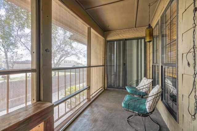 1202 Thorpe LN 406D, San Marcos, TX 78666