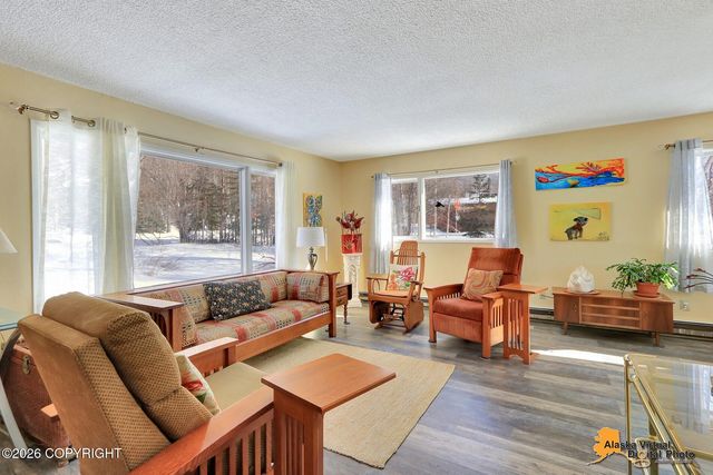 20608 Lucas Avenue, Eagle River, AK 99577