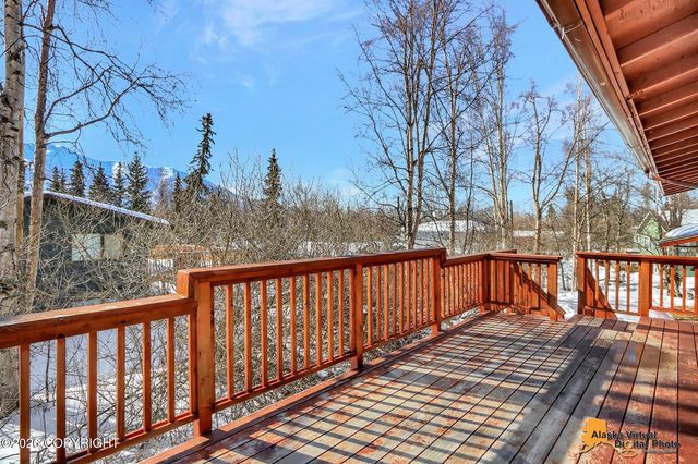 20608 Lucas Avenue, Eagle River, AK 99577