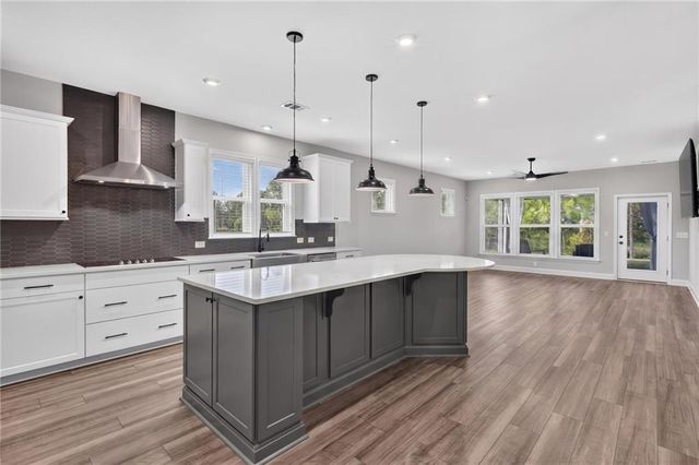257 Heron Creek Drive, Richmond Hill, GA 31324
