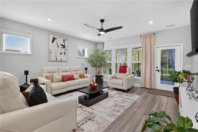 257 Heron Creek Drive, Richmond Hill, GA 31324