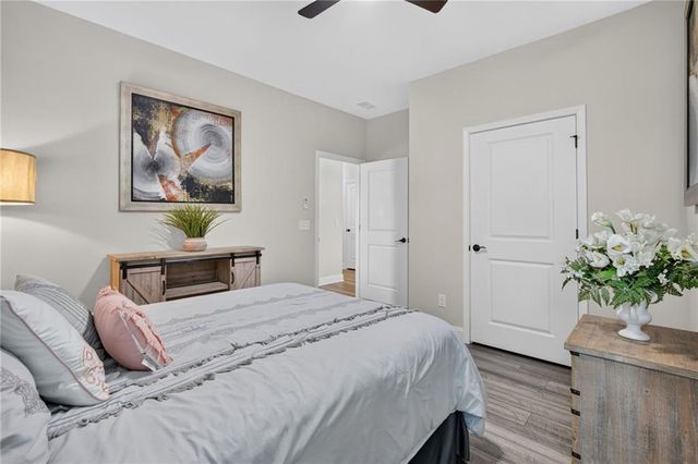 257 Heron Creek Drive, Richmond Hill, GA 31324
