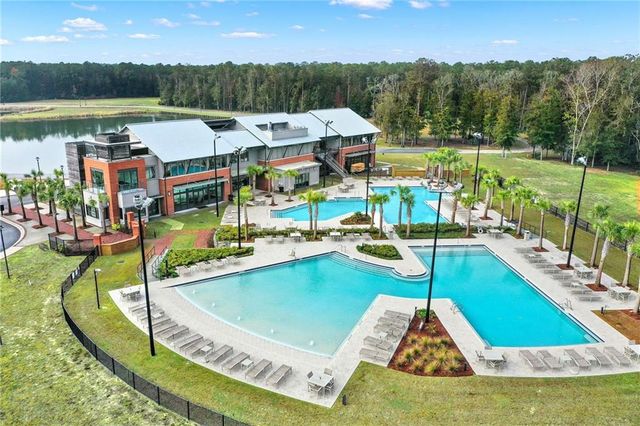257 Heron Creek Drive, Richmond Hill, GA 31324