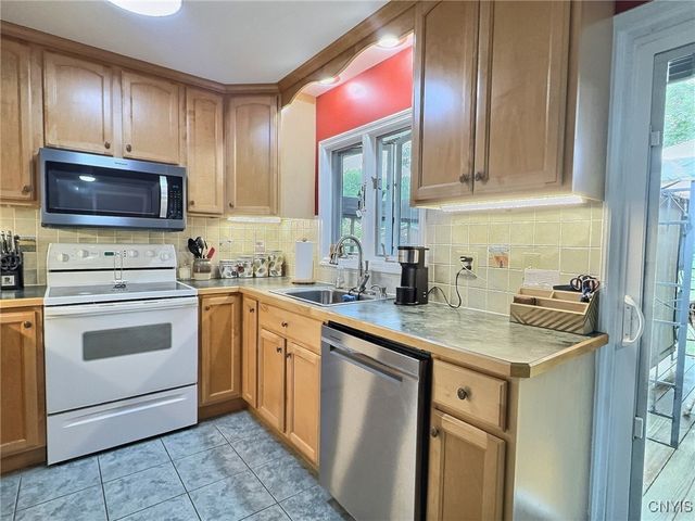 6207 Sunnyside Drive, Scott, NY 13077