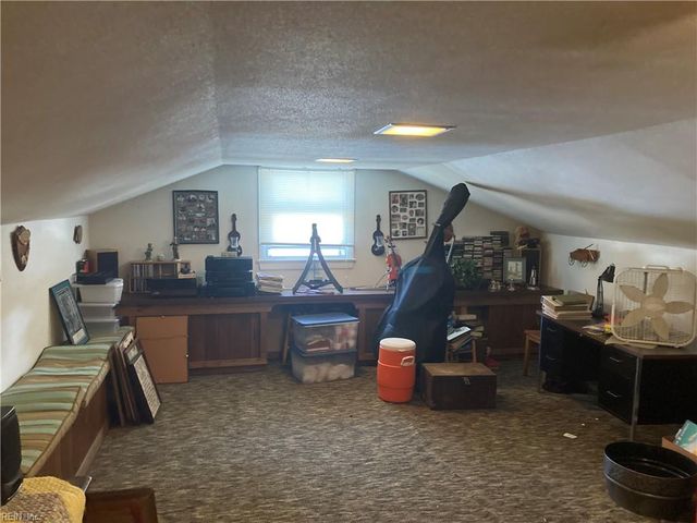 240 Driftwood RD, Virginia Beach, VA 23452