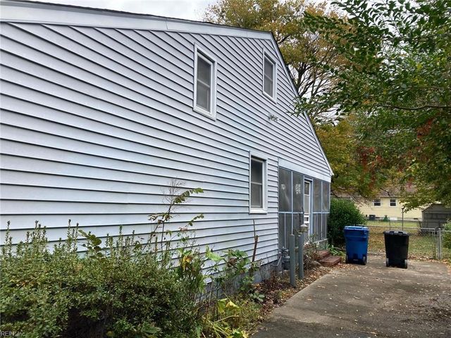 240 Driftwood RD, Virginia Beach, VA 23452