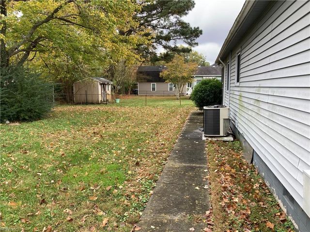 240 Driftwood RD, Virginia Beach, VA 23452