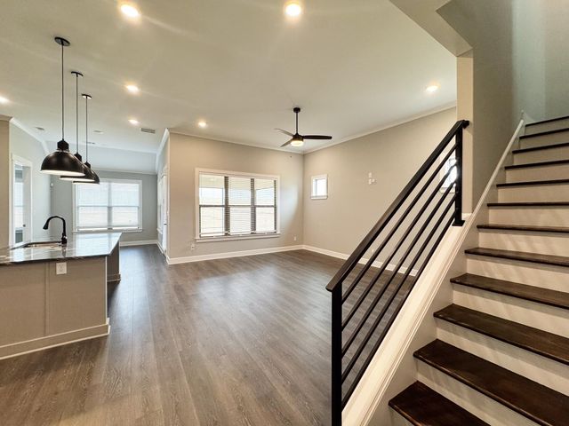 5755 HOLLOW OAK DR, Arlington, TN 38002