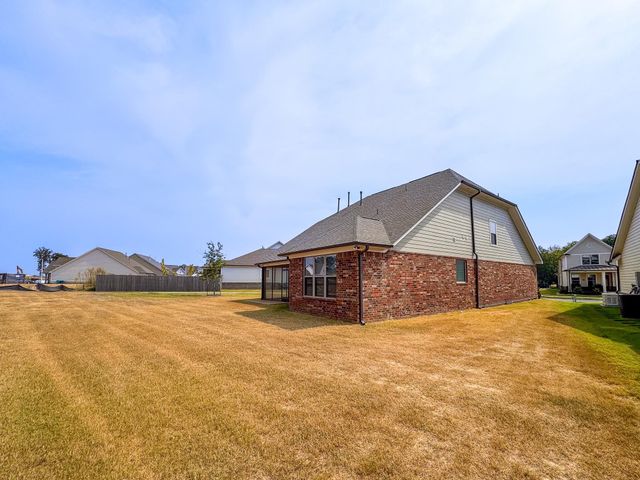 5755 HOLLOW OAK DR, Arlington, TN 38002