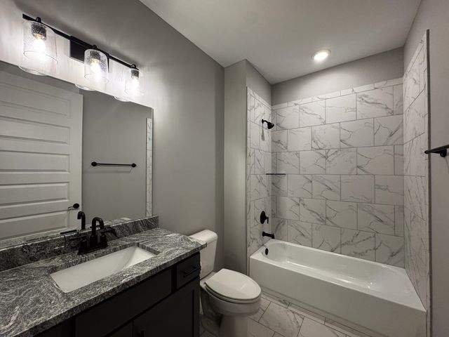 5755 HOLLOW OAK DR, Arlington, TN 38002