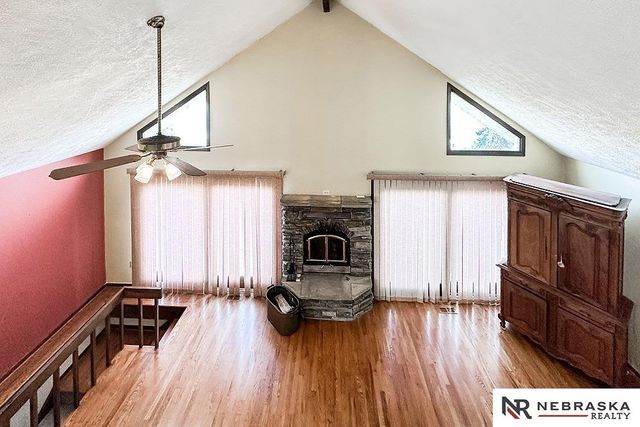 2203 Beaver Lake Boulevard, Plattsmouth, NE 68048