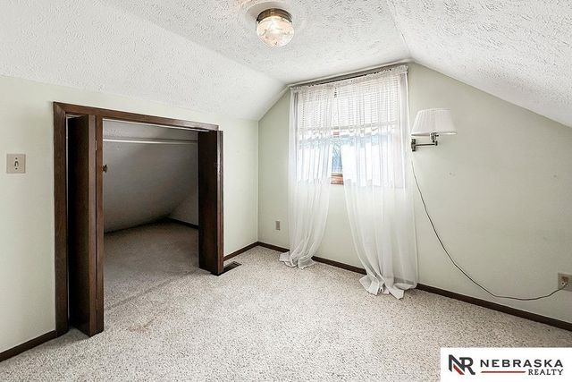 2203 Beaver Lake Boulevard, Plattsmouth, NE 68048