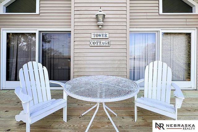 2203 Beaver Lake Boulevard, Plattsmouth, NE 68048