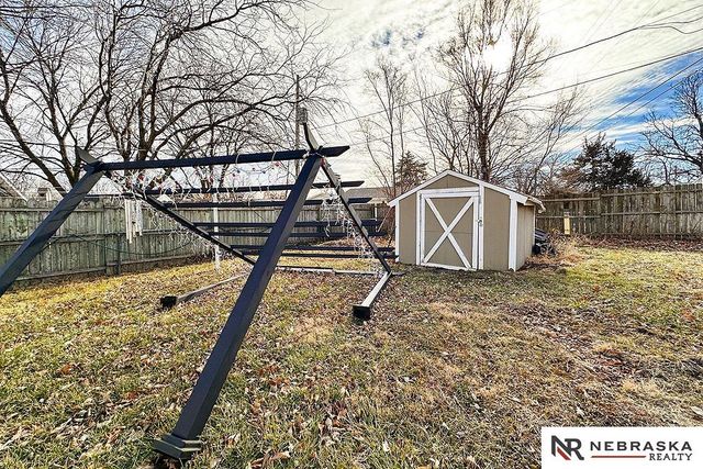 2203 Beaver Lake Boulevard, Plattsmouth, NE 68048