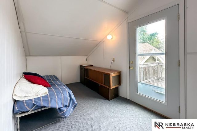 2203 Beaver Lake Boulevard, Plattsmouth, NE 68048