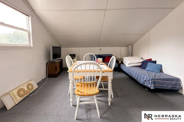 2203 Beaver Lake Boulevard, Plattsmouth, NE 68048