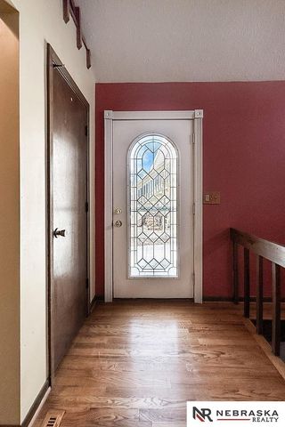 2203 Beaver Lake Boulevard, Plattsmouth, NE 68048