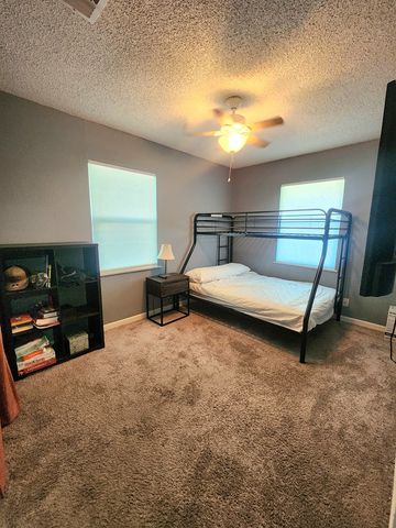 201 Pearl St, Kerrville, TX 78028