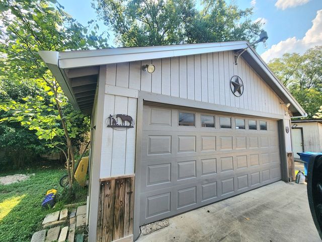 201 Pearl St, Kerrville, TX 78028