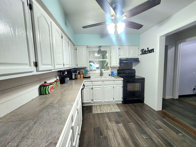 201 Pearl St, Kerrville, TX 78028