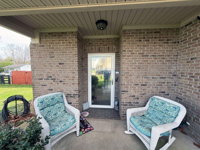 229 Cameron Drive, Nicholasville, KY 40356