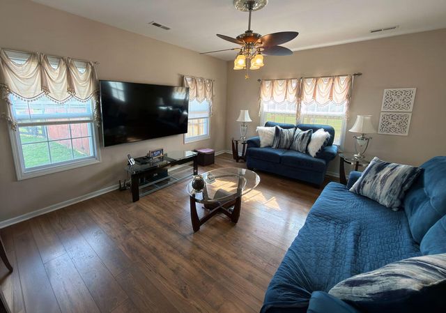 229 Cameron Drive, Nicholasville, KY 40356