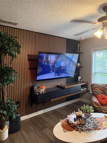 2071 DIXIE BELLE DRIVE 2071M, Orlando, FL 32812